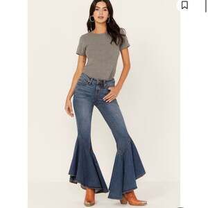 Shyanne High Rise Ruffled Super Flare Stretch Jeans Western Tulip Hem SZ 26 x 34